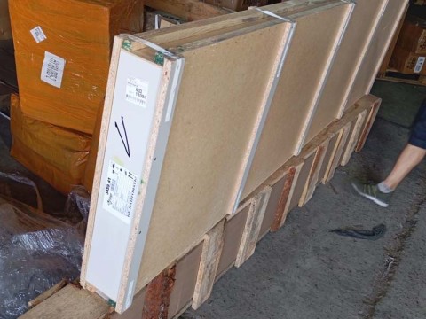 Проверка комплектности посылки с комплектующими бильярдного стола в Белгороде