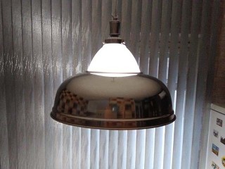 Одноплафонный бильярдный светильник на кухню