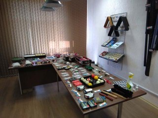 Бильярдные принадлежности в Белгороде: продажа шаров, перчаток и мела